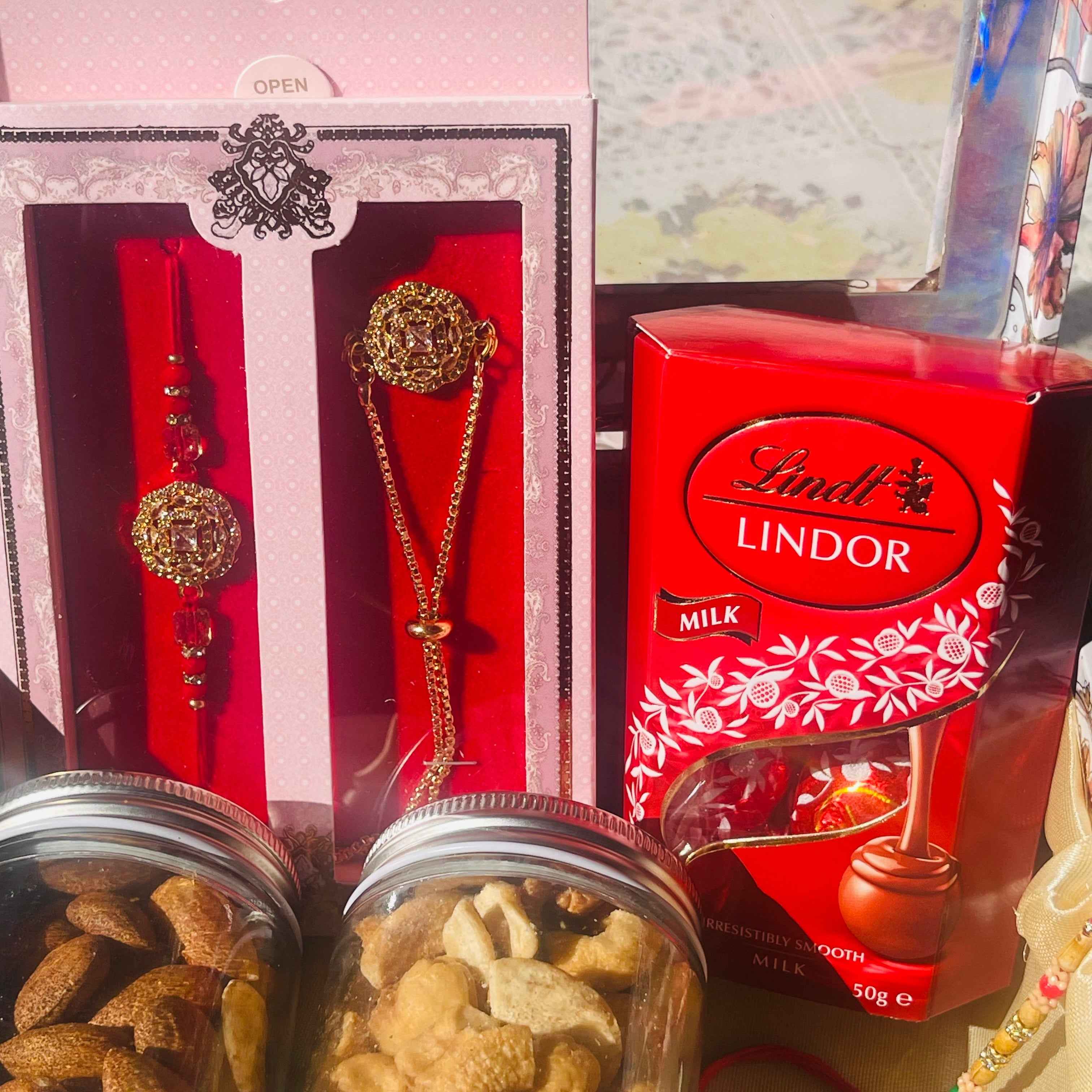 Sohna veer hamper box