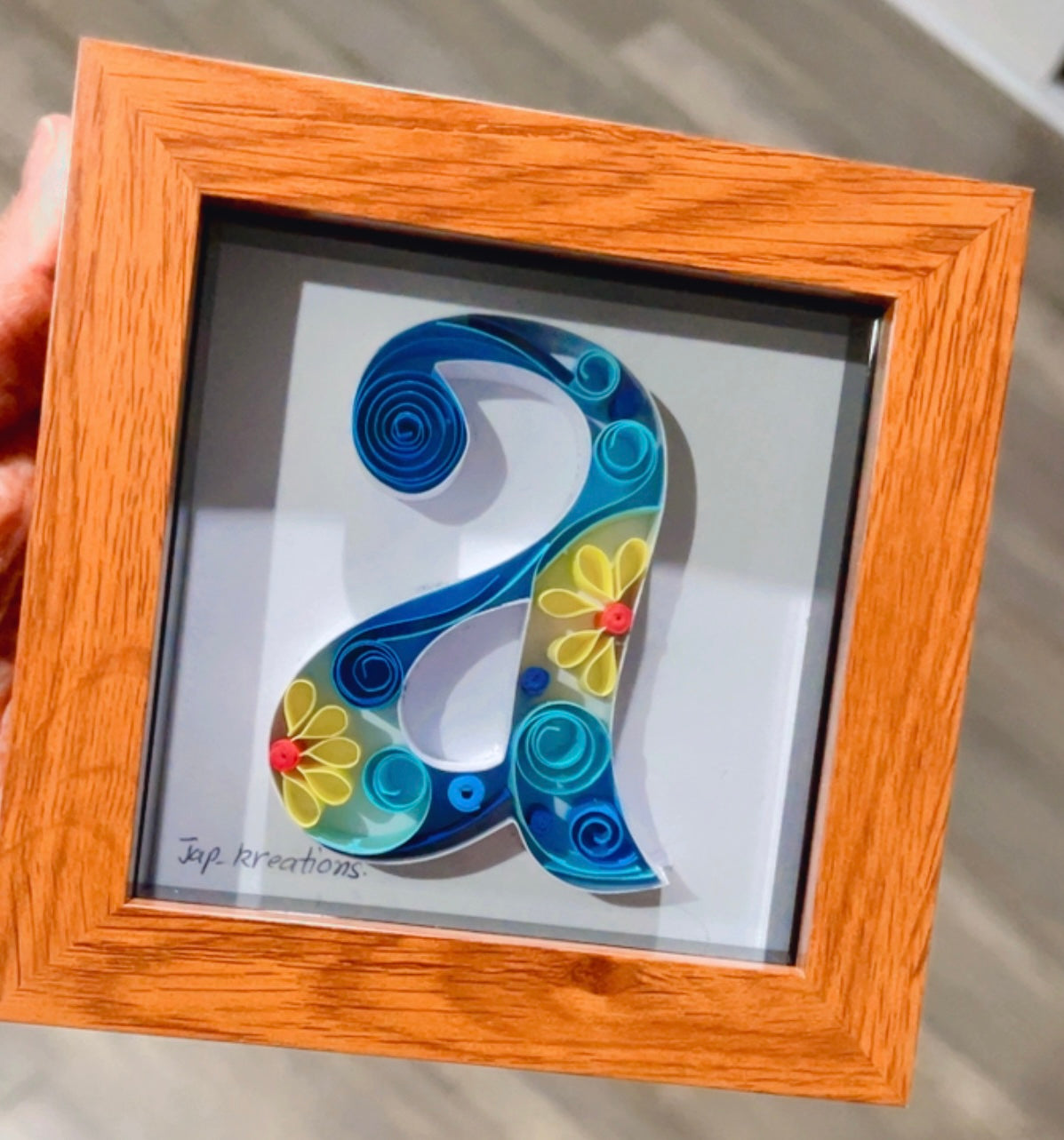 Initial quilling