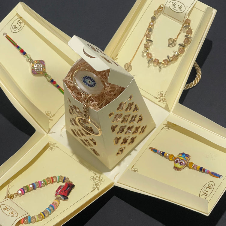 FAMILY RAKHI PACK